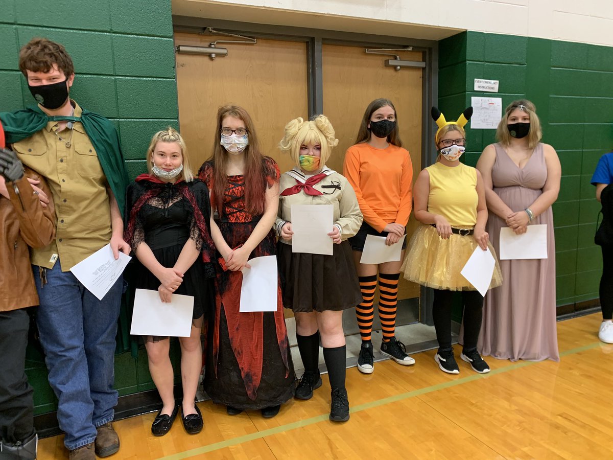 VernonNhs's tweet photo. A big THANK YOU to everyone who participated in our Spooktober scavenger hunt!! @MVHighSchool @MVR5Schools https://t.co/lHNKk9MyZ4