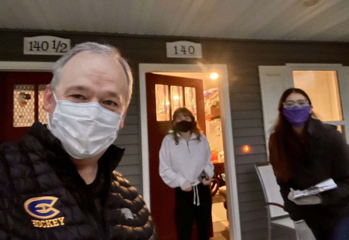 Thank you to all of the #Blugolds who visited with <a href="/UWECStuSen/">UWEC Student Senate</a> President Anna Ziebell and me in the Randall Park neighborhood this evening.

We encourage all <a href="/UWEauClaire/">UW-Eau Claire</a> students to be SAFE Halloween weekend.  
- Wear a mask 😷 
- Social distance 6 🦶
- Avoid gatherings 👍