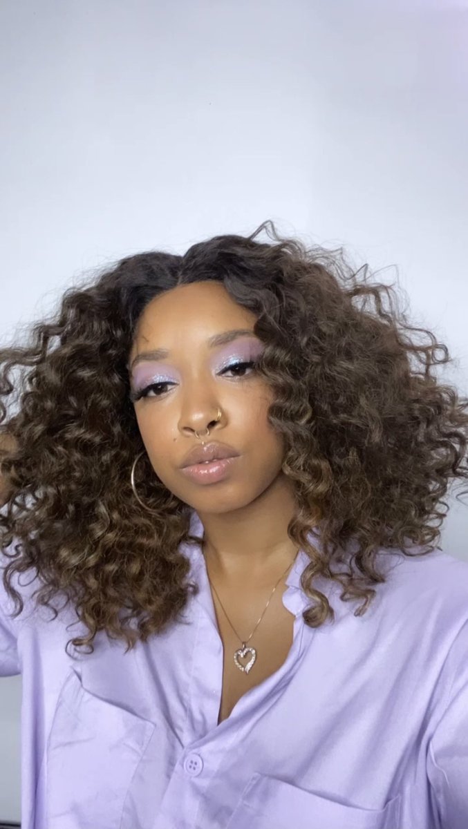 RenaeGracexo's tweet photo. New Video Drops Tomorrow @ 7pm click the link in my bio but for now here’s a makeup look I did!
#boxycharm #boxycharmpremium #makeup #kosascosmetics #bodyography #brownmelaninmakeup #youtube #subscribe #explorepage #makeuptutorial #makeuplover #muradskincare #illuminaticosmetics https://t.co/uKlLnqC8xq