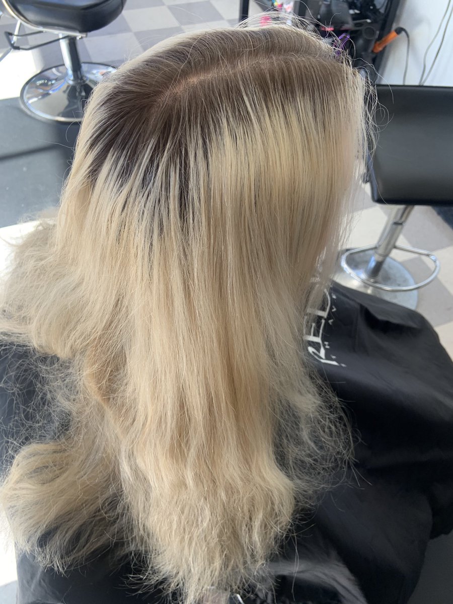 _starlily's tweet photo. If your hair starts out like this and ends up like this... Tip your stylist HUGE, buy them lunch and coffee. He/she just busted there ass to fix your blorange hair. #hairstylistproblems #lovemyclients #notcomplaining #preaching #MyArtwork #nofilter https://t.co/NI9UjVDPsc