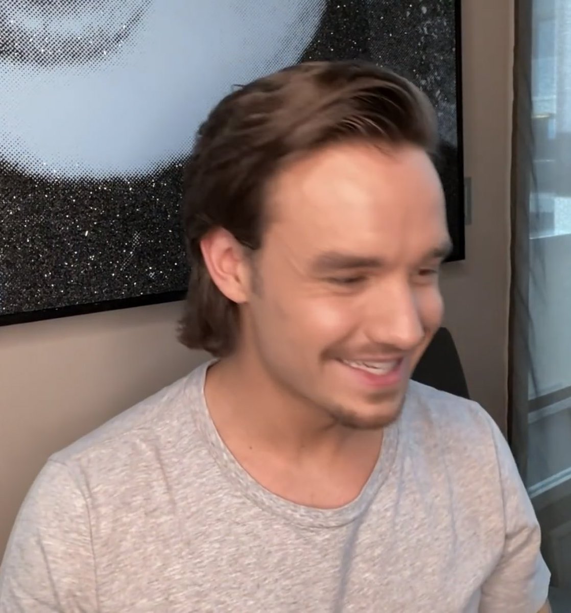 Sam≅ tweet media