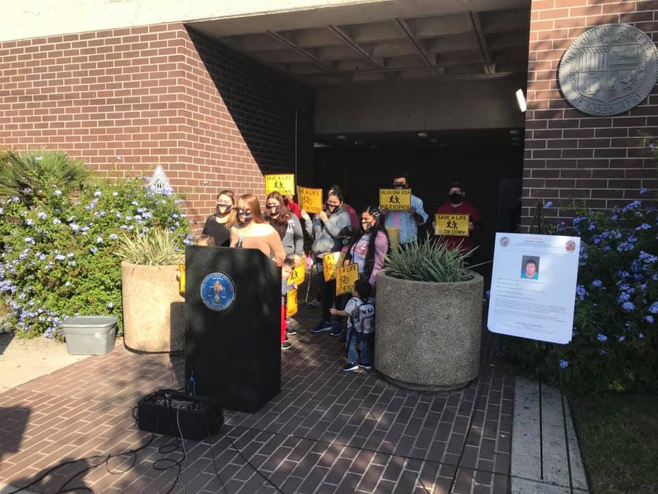FinishTheRide's tweet photo. Press conference today for safer streets with the newly formed SAFE South LA chapter and LAPD South Traffic Division, the apprehension of the hit and run driver who killed Jorge Guerra on July 8 while he was riding his bicycle. #endHitandRuns #SaveALife #SafeStreetsinSouthLA https://t.co/XQhKdZuGBv