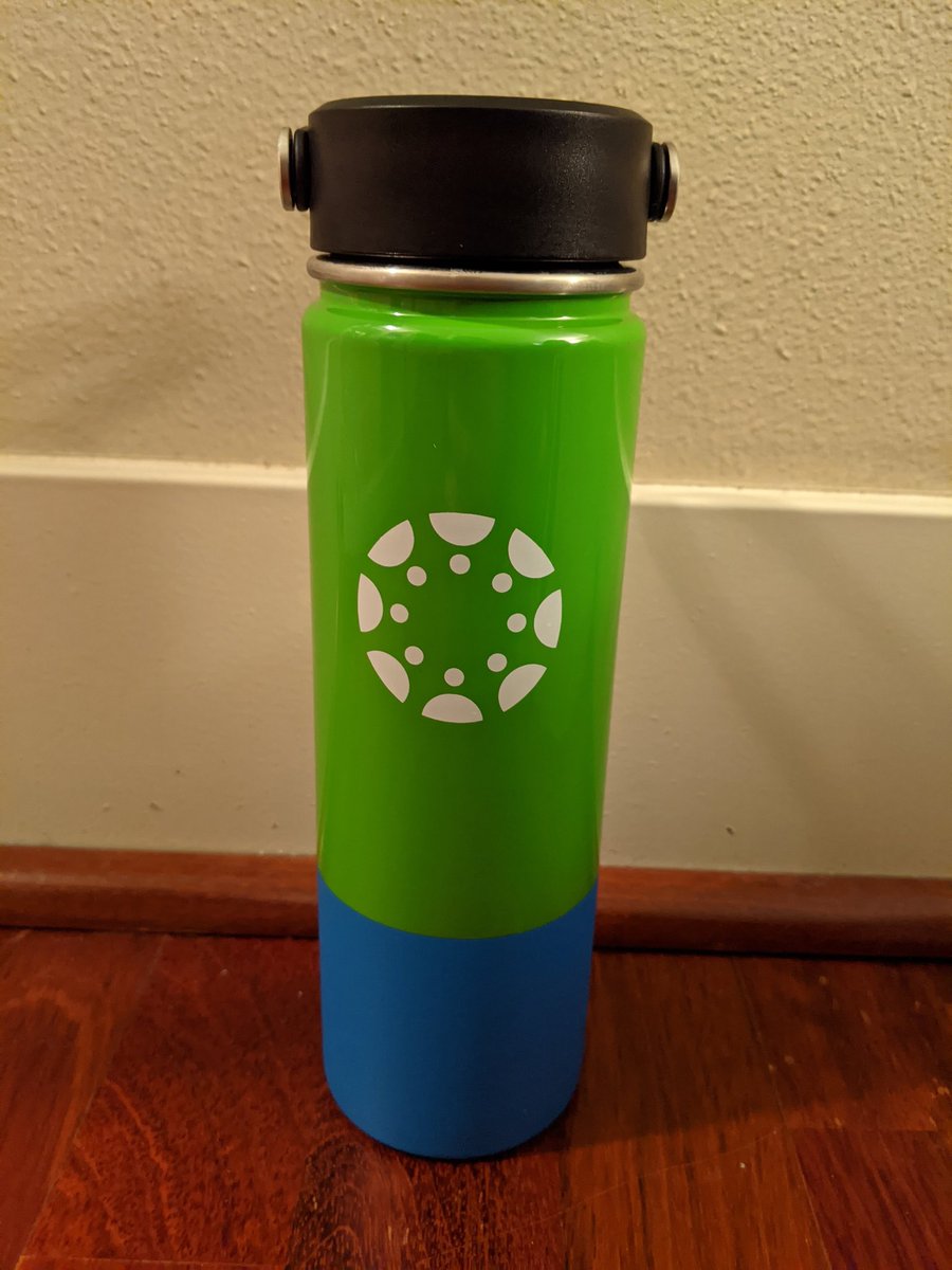 erinekwok's tweet image. Thank you @CanvasLMS for the #canvascon2020 swaaaag!!!