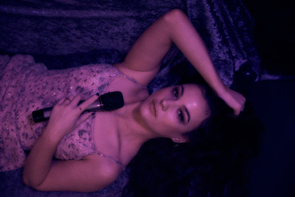 frootytv's tweet photo. .@bellaferraroiam gives us another taste of her upcoming EP with the intoxicating #BelieveYou - https://t.co/mzQhPNkoMY https://t.co/TUAog0dmSJ