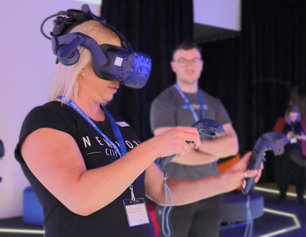 Lumination_Tech's tweet image. Happy Teacher's Day! 🎉 We wanted to say thank you to the hardworking, innovative educators of today who are leading their students' learning journeys in STEM, and preparing the future-ready innovators of tomorrow 💡