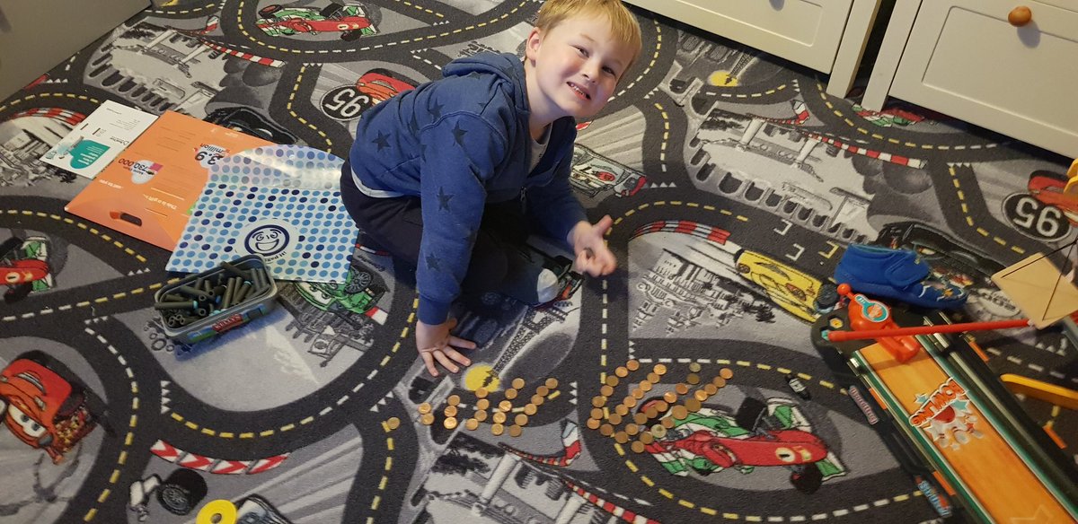 Emma louise Scott tweet media