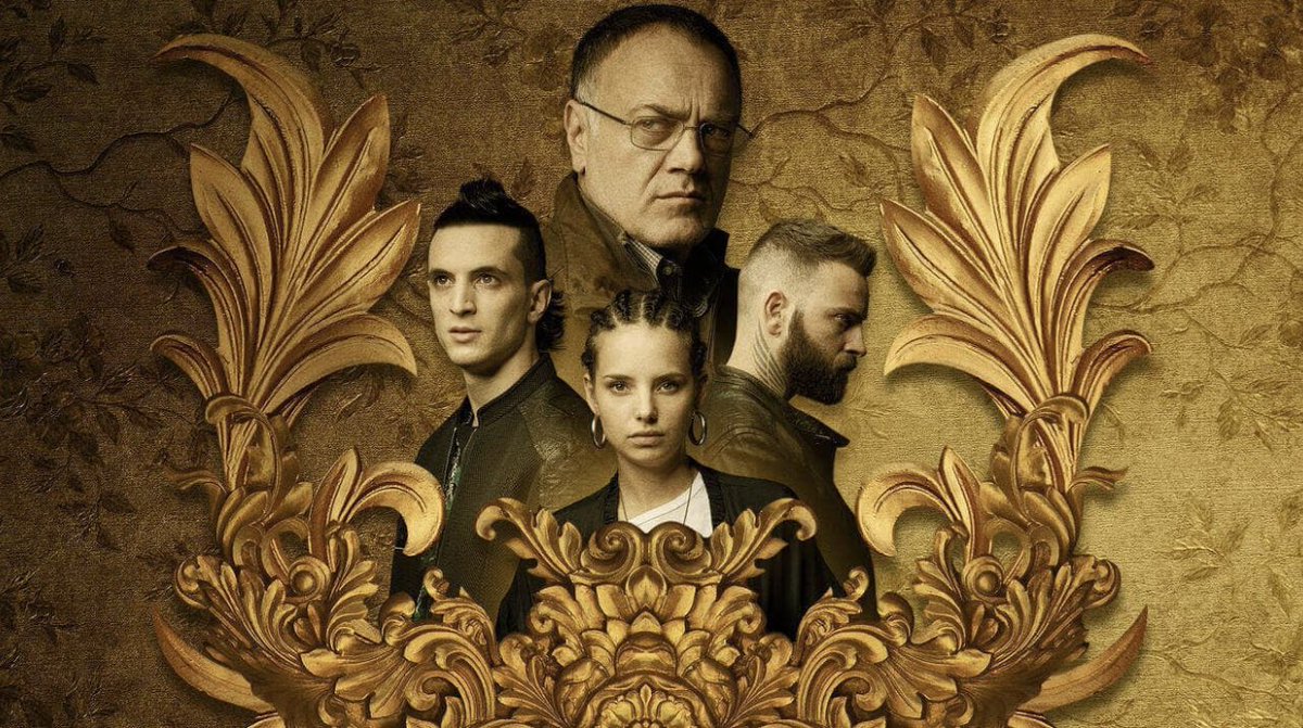 AntPitagora's tweet photo. #inboccaallupo #giacomoferrara e tutto il cast di #Suburra #3 ✨🎬✨ oggi in uscita su #netflix 🎥 #Spadino indossa #AntPitagora 🔱🦁🔱 #collection 😉#soloromaèeterna 🏛  @NetflixIT https://t.co/YkoGS0cZPL