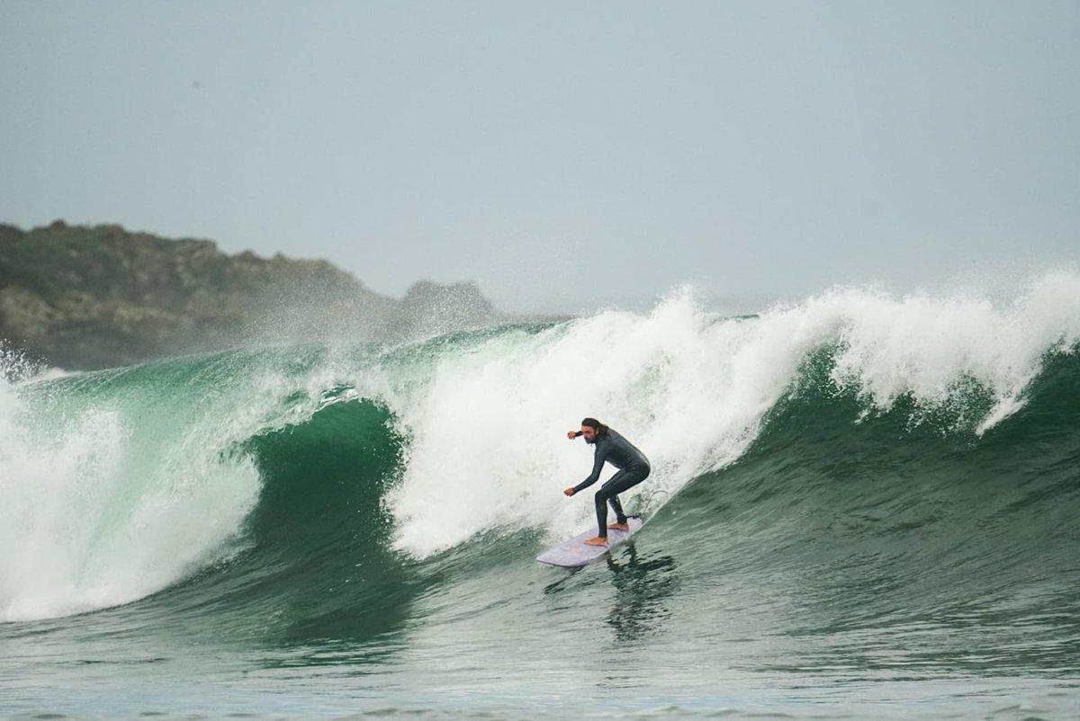 Honeysurfboards's tweet photo. Bajadita con la nueva #Minimalibu 7'2" 🔥🌊 #monteferro 🏄‍♂️ Kiko 📸 thanks @jmfotosurf #surfgalicia #surfshop @TheSurfMarket #surfboards #madeineurope https://t.co/JKjDYIn6pV