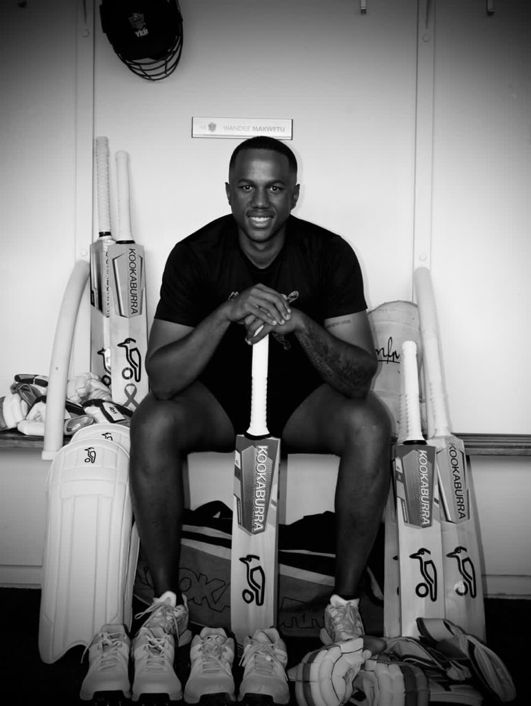 WMakwetu's tweet photo. I’m ready to go❗️🏏  it has been one crazy pre-season, now it’s time to go out and be me! ⚡️ can’t do it all without the support @pumasouthafrica @KookaburraCkt @revolve_talent SHOWTIME 💥 #NewLevels https://t.co/4JMn7092n7