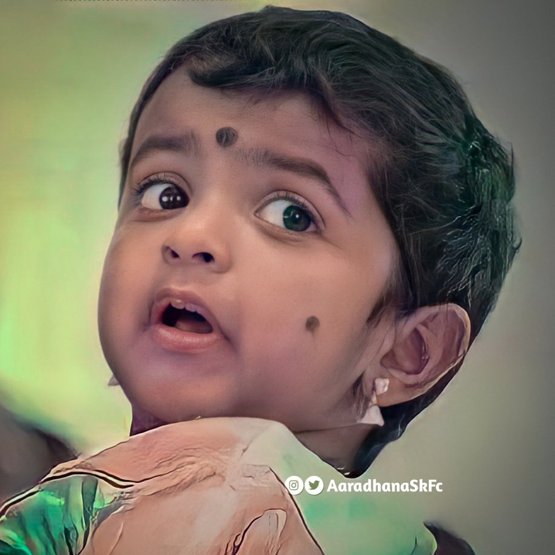 AaradhanaskFc's tweet photo. Yaar intha dhevathai 😍💚

@Siva_Kartikeyan #AaradhanaSK
#Sivakarthikeyan https://t.co/UQqExoyC2k