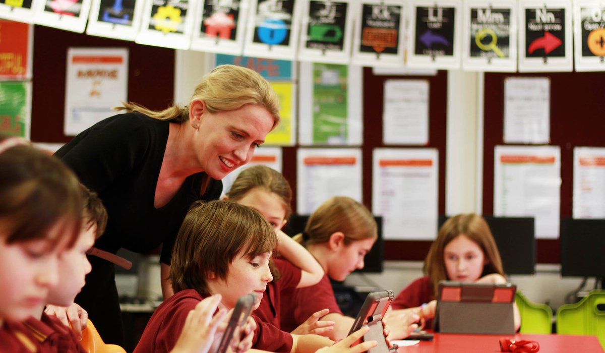 Kate Jones tweet media