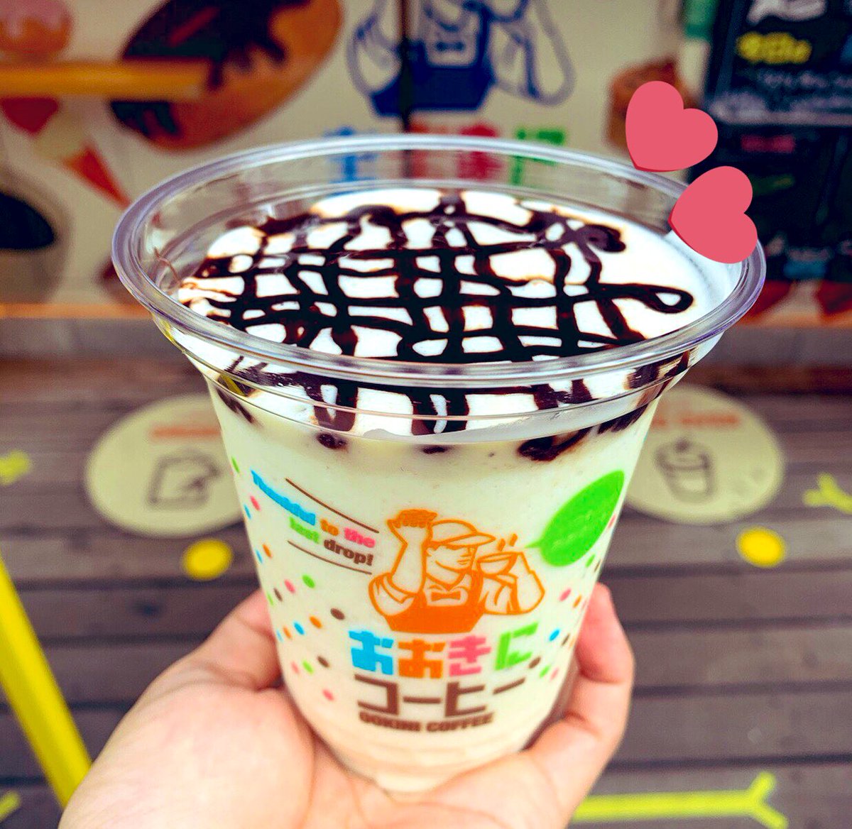 おおきにコーヒー 日本橋オタロード店 おおきに こんにちは 本日ご紹介するのは おおきにバナナジュース チョコソースのトッピング です バナナ チョコの組み合わせは相性抜群ですよ 是非お試しください 皆様のご来店お待ちして