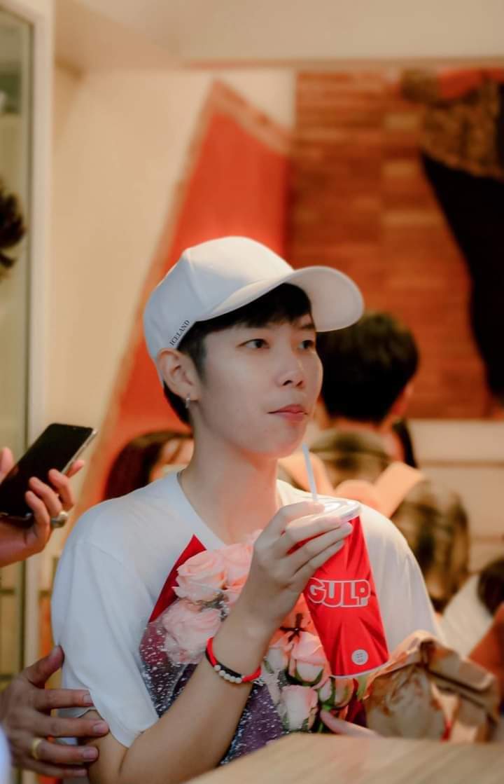 KTB7884's tweet photo. #นุ๊กปาย #ป๊ายปายโอริโอ้ ความสุขและพลังบวกของฉัน คนอะไรว่ะ มองโลกในเเง่ดี มองผ่านคนที่คิดลบกับตัวเอง และไม่โกด https://t.co/jPNNtK9FaN
