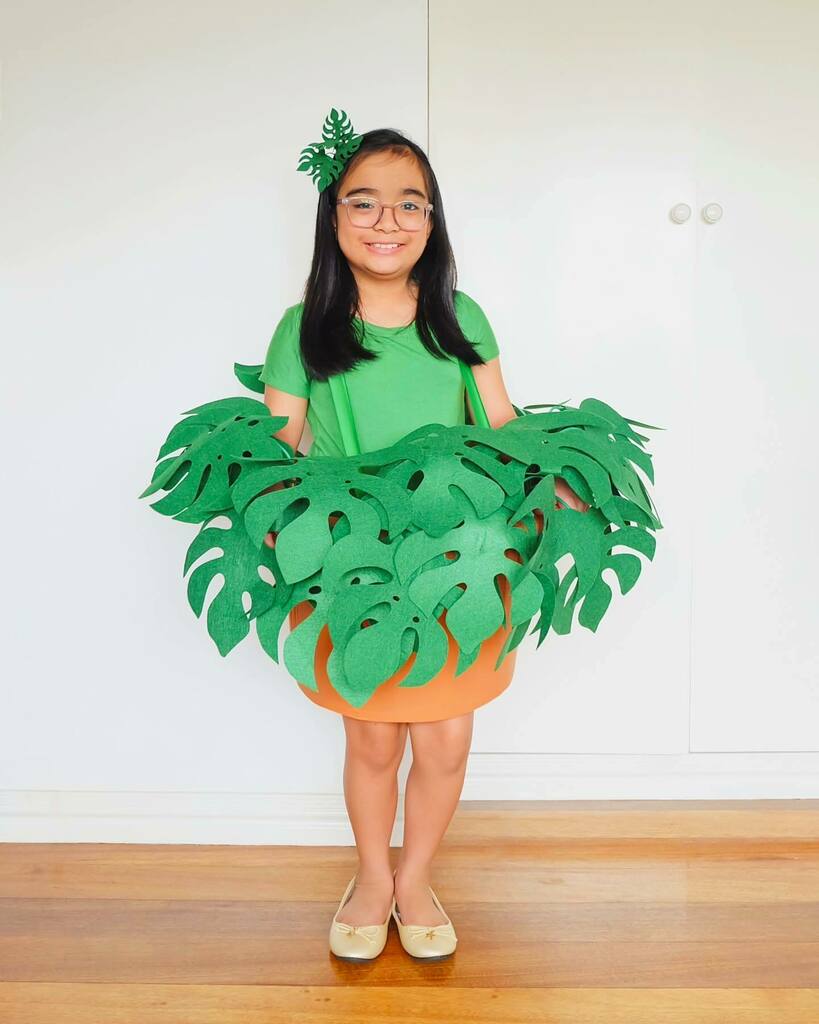 jrignacio's tweet image. Happy halloween from this little 🌱 

#zoësofia instagr.am/p/CG9Bs0pH1w8/