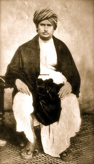 My homage to social leader & founder of the Arya Samaj, Swami Dayanand Saraswati Ji on his punya tithi.
The first to give the call for Swaraj as "India for Indians" in 1876, he worked towards reviving Vedic ideologies. https://t.co/KFbfnzcPci