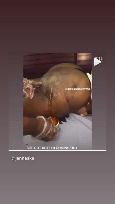 Ladies I&rsquo;ll keep my lil butt before I EVER SO THIS SHIT. It&rsquo;s the dripping for me😭 https://t.co/bync<a href="/tag/footfetish"class="tags"><span>#footfetish</span></a>