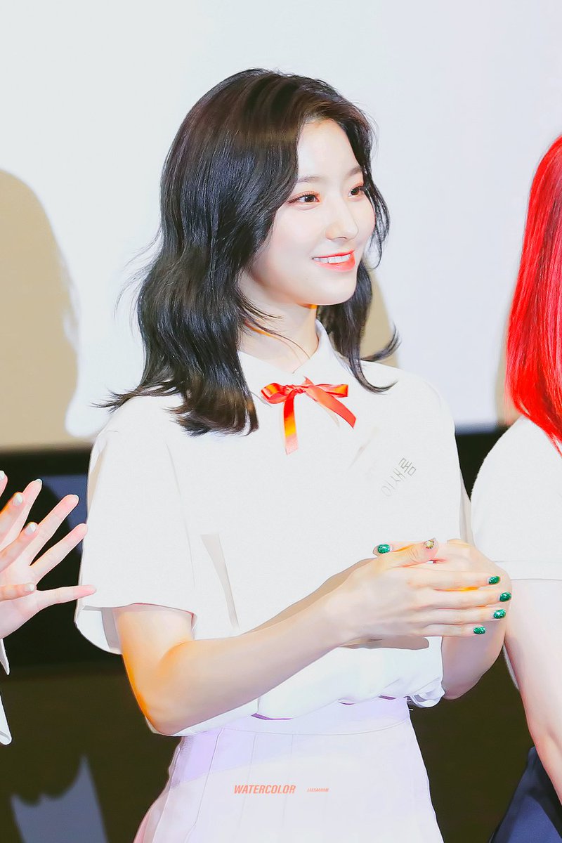 Watercolor_0107's tweet photo. 진짜아아아 너어어어무 예쁘고 너무 보고싶구낭

#fromis_9 #프로미스나인 #이새롬  #leesaerom https://t.co/6rJRRQizCM