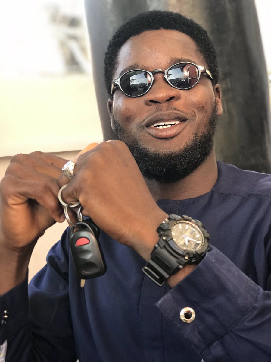 lawaljunior's tweet photo. Stray Mortherfucking bullet no reach us, Corona no kill us, #EndSARS Protest no kill us, they starved us we still no die! Mehn we are all lucky and healthy... happy birthday to the Mayor of Lokoja 🙇🏾‍♂️🙌🏾 https://t.co/icaOG6xbQW
