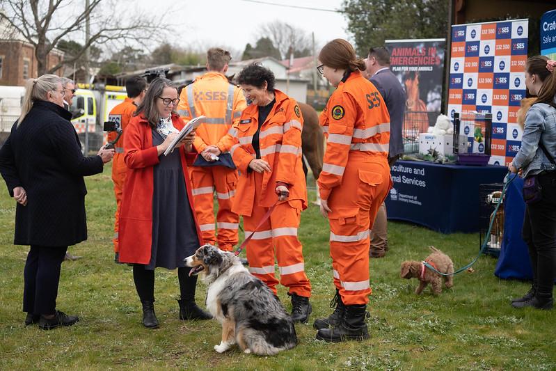 bnhcrc's tweet photo. Congrats to @mel_taylor48 + all other researchers and organisations behind the @NSWSES #GetReadyAnimals website, which recently won the NSW Resilient Australia Award! Their work helps communities with animal preparedness during emergencies: https://t.co/ybtAaieTD5
@ResilienceNSW https://t.co/3gNdJkQdM5
