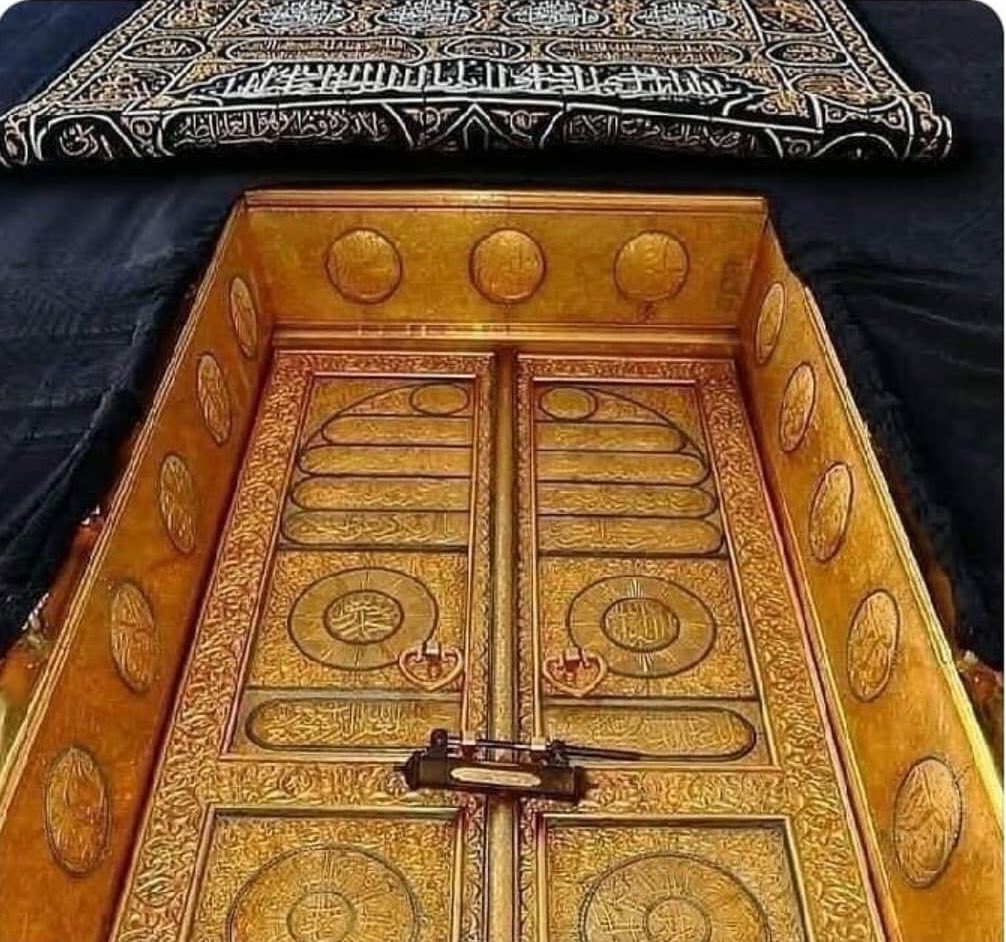 baba_rul's tweet photo. The most beautiful door in the world ❤️ https://t.co/R5AWAj5T0Y