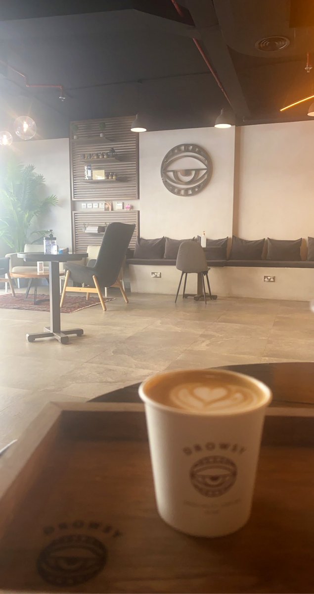DrAliaAlQassimi's tweet photo. Lactose free Mexican cortado is my Friday mood at the moment.
Good morning ☕️

@DrowsyCoffee #DrowsySpecialityCoffee #Sharjah #lactosefreemilk #mexicanbeans #Cortado #coffeelover #AHQ #UAE https://t.co/ZhD3yODgRB