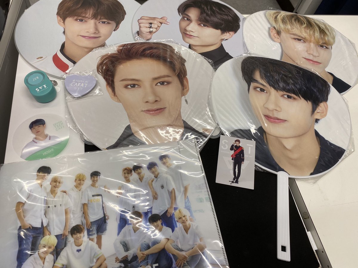 KPOPGOODS_NO1's tweet photo. ⚾️ #HomeRun2ndWin ⚾️
#SEVENTEEN #세븐틴
SEVENTEENジュン、バーノンうちわ、ジュンのSVTトレカが入荷❤️学校や仕事帰りに是非☺️
#SCOUPS #JEONGHAN #JOSHUA #SEUNGKWAN #VERNON #DINO #THE8 #MINGYU #DK #JUN #HOSHI #WONWOO #WOOZI #kbooks #KPOP館 #Semicolon #세미콜론 https://t.co/hc5YitlGTp