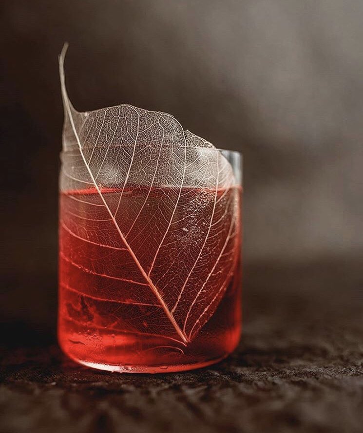 Check out this #negroni. Have you seen anything more beautiful?
#negroni #drinkitup #ThirstyThursday #campari #mixology #homebar #bargoals https://t.co/6JZeuzFTwh