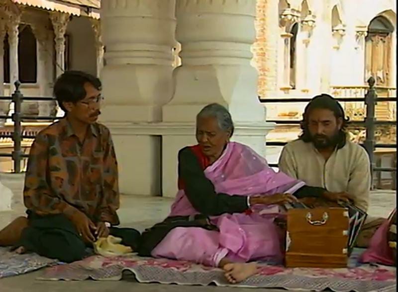 #A is for #Vidushi Asgari Bai! Check out an #archival #video #recording of a #documentation of her #life & her #vocal #recital, from the #repository of @NCAA_PMU:
https://t.co/dOqITr2olk
#ExploreYourArchive #ArchivesAtHome #SharedHeritage #OpenAccess #ArchiveZ #AtoZ https://t.co/fpDBbxUMqp