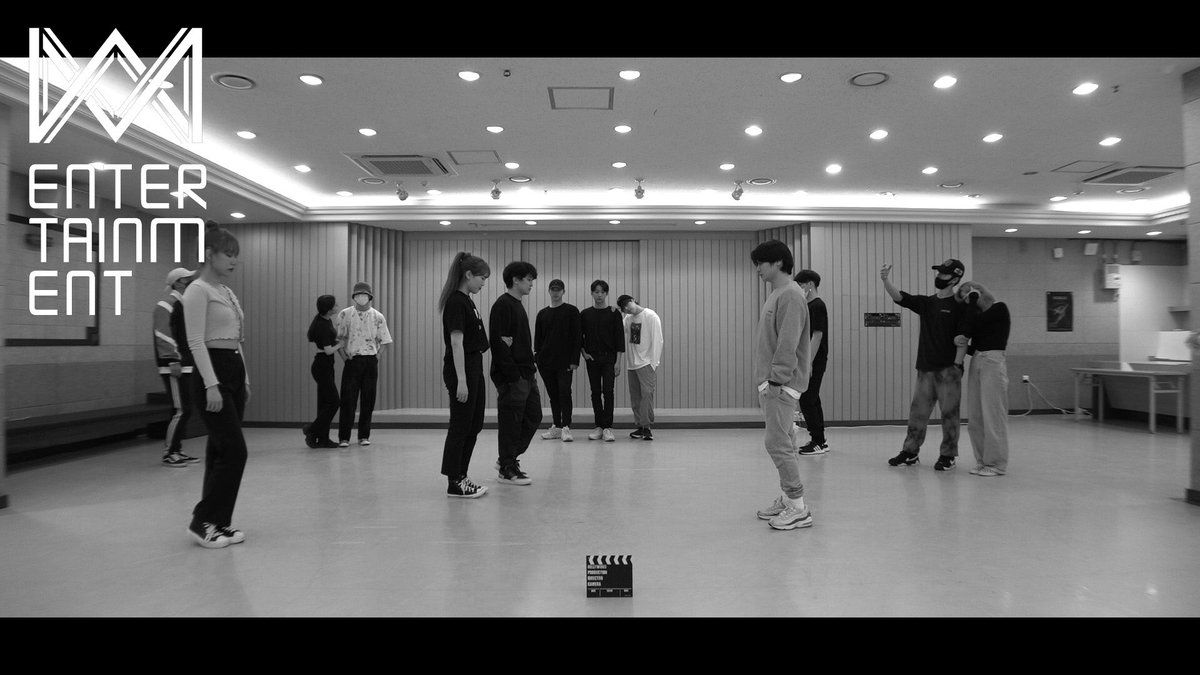_B1A4OFFICIAL's tweet photo. B1A4_영화처럼 (Like a Movie) Dance Practice Video

Youtube : https://t.co/Zz0TJEUJFg
V Live : https://t.co/gfXHquX4fV

#B1A4 #영화처럼 #Origine https://t.co/sZ53WtNMCq
