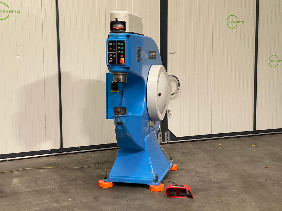 mach4metal's tweet image. Eckold KF 665 Kraftformer 
Yop 2006 
#Eckold #kraftformer #kf665 #WalterEckold #sheetmetal #Sheetmetalworking #metalworking #strongerthansteel