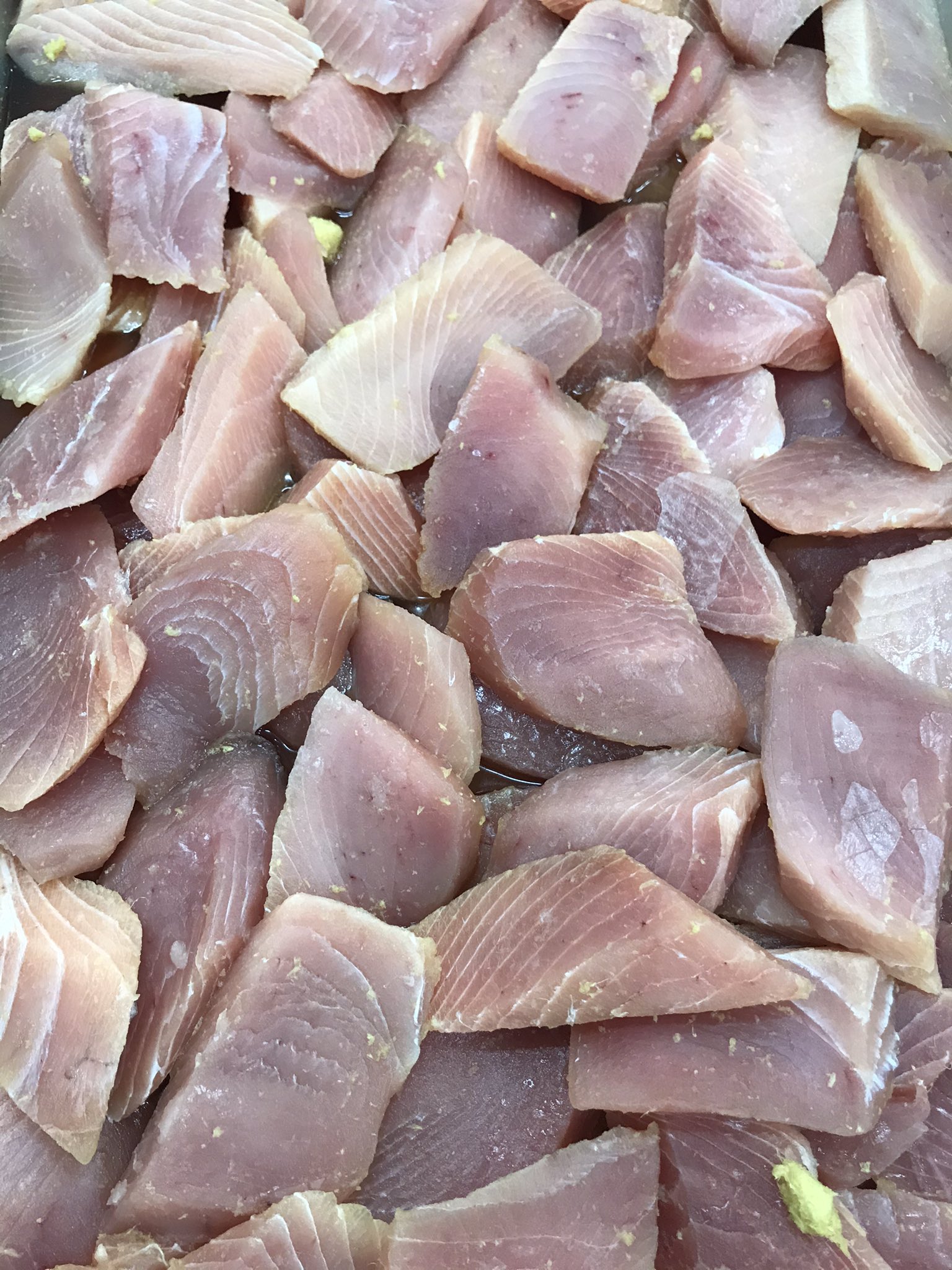 ひろたか 国産100 おうちレストラン アカマンボウです 食べたことなかったですが 揚げたらふわふわでめちゃくちゃうまい 珍しい食材にも出会えるのも旬すぐのの魅力 一期一会 深海魚 T Co Cbzkicnzhg Twitter