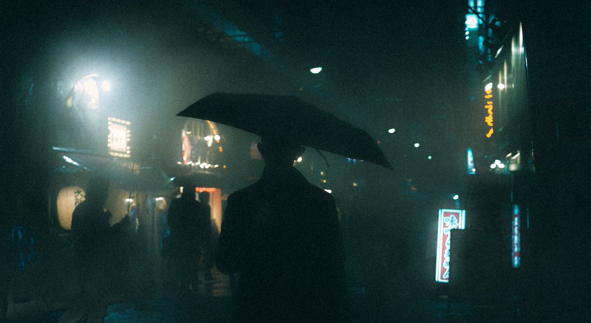 teemusphoto's tweet photo. Photos inspired by Blade Runner https://t.co/O3TTsFzeRb