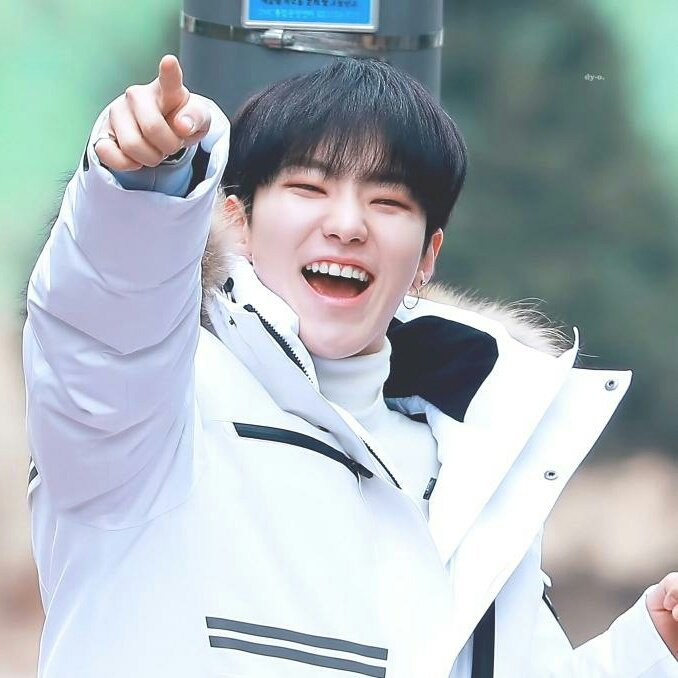 can't have a cute thread without hoshi