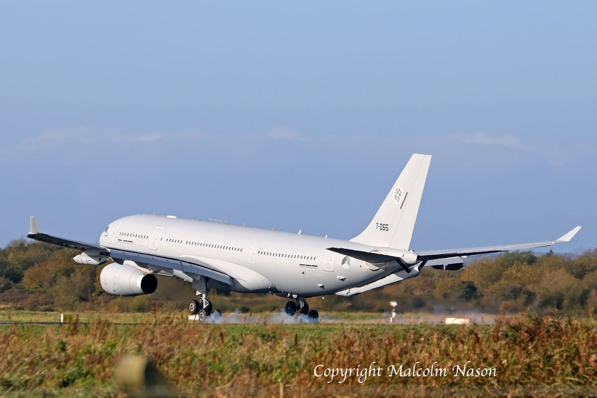 The second @NATO multinational A330-243.MRTT operated by the Royal Netherlands Air Force T-055 visited @ShannonAirport today on a training flight doing two T&G's in from Eindhoven and out to Keflavik. #RNAF #MRTT #A330 #Military #airrefueling #aviation #aircraft #avgeeks