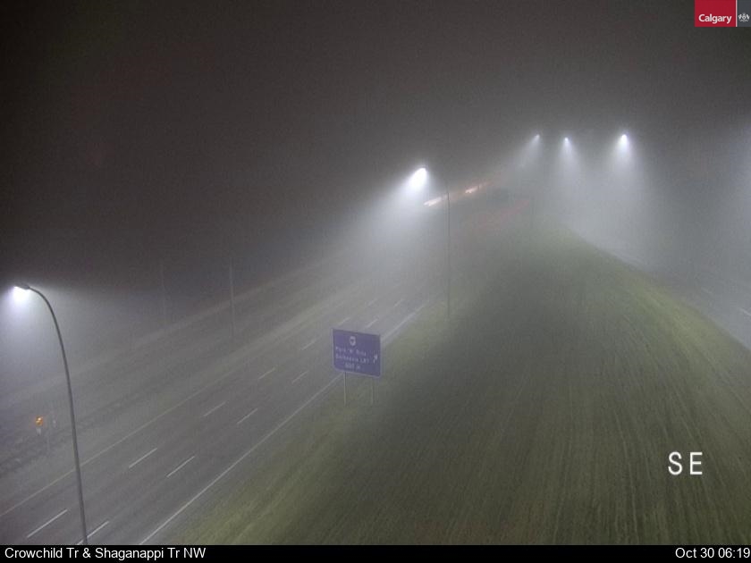 NewsRadioCGY's tweet photo. Hello #yycFog 

#FogAdvisory remains in effect for #yyc. It's almost a little spooky. (Convenient for October 30?!🎃)

#travelsafe #yyctraffic #yycroads #abroads 

PICS:
Southland Dr / 14 St SW.
Crowchild Tr / Shaganappi Tr NW.
Memorial Dr at 36 St NE.
Glenmore Tr at 52 St SE. https://t.co/x5k5P5fwME