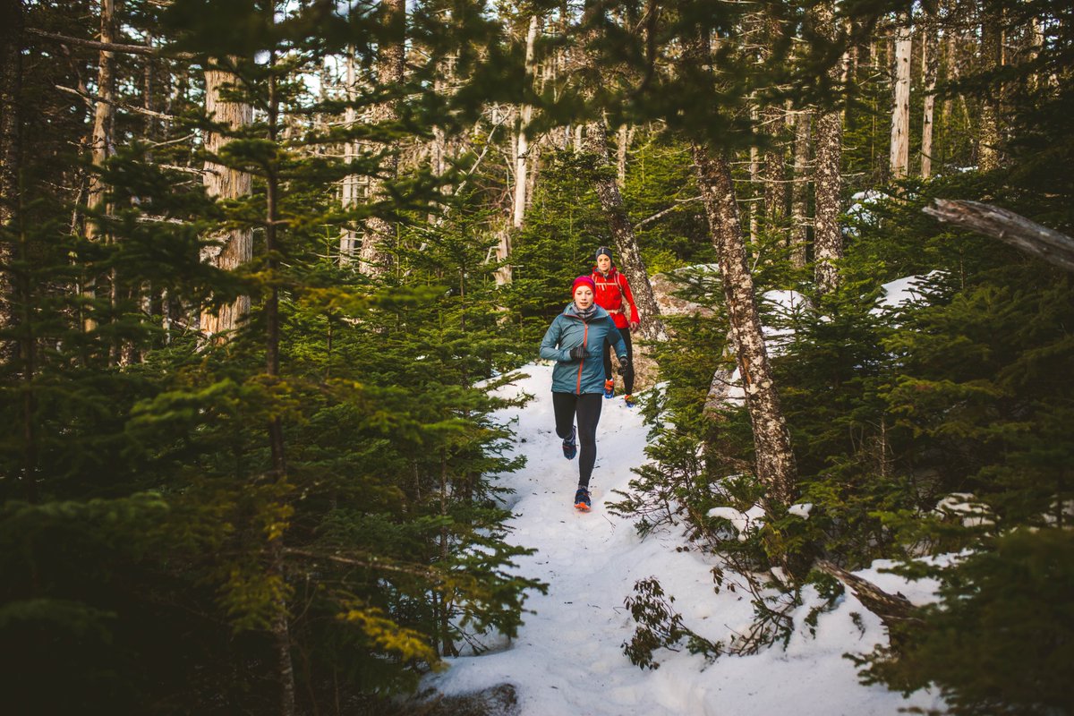 HILLSOUNDEQPMNT's tweet photo. Enjoy the beauty out there! 🌲❄️ #embracewinterrunning #hillsound #besafegowild #beprepared #runpositive #runmindful #trailrunning #winterrunning #runningisfun #runningadventure #runeveryday #ultrarunner #runninglifestyle #trailrunner #parkscanada #trailrunningusa https://t.co/PIbNJLBPln