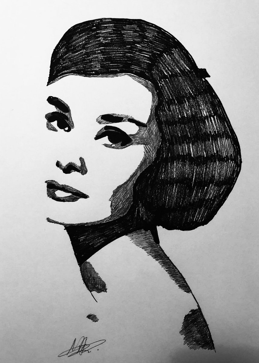 TotalArts_Ma's tweet photo. How to Draw Audrey Hepburn 🌹

FULL VIDEO ON MY YOUTUBE CHANNEL-CLICK THE LINK👉 https://t.co/uX6hw8YhVp👈

Check out my step by step guide to drawing Audrey.

#biroonpaper #artoftheday
#art #london #artist #sketch #audreyhepburn #sketching #drawing #passion #portrait  #artist https://t.co/97LLhuw2RW
