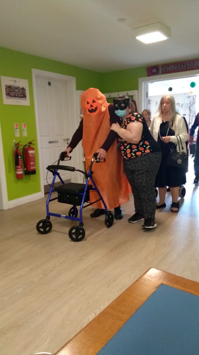 ParkViewGlos's tweet photo. The Halloween decorations are up, ready for a weekend of spooky fun and games 👻 🎃 

#halloween  #halloweencostume #care #inthistogether #gloucestershire #proudtocare #staysafe #stayhome #spookyseason #spooky https://t.co/O371qnaiwx