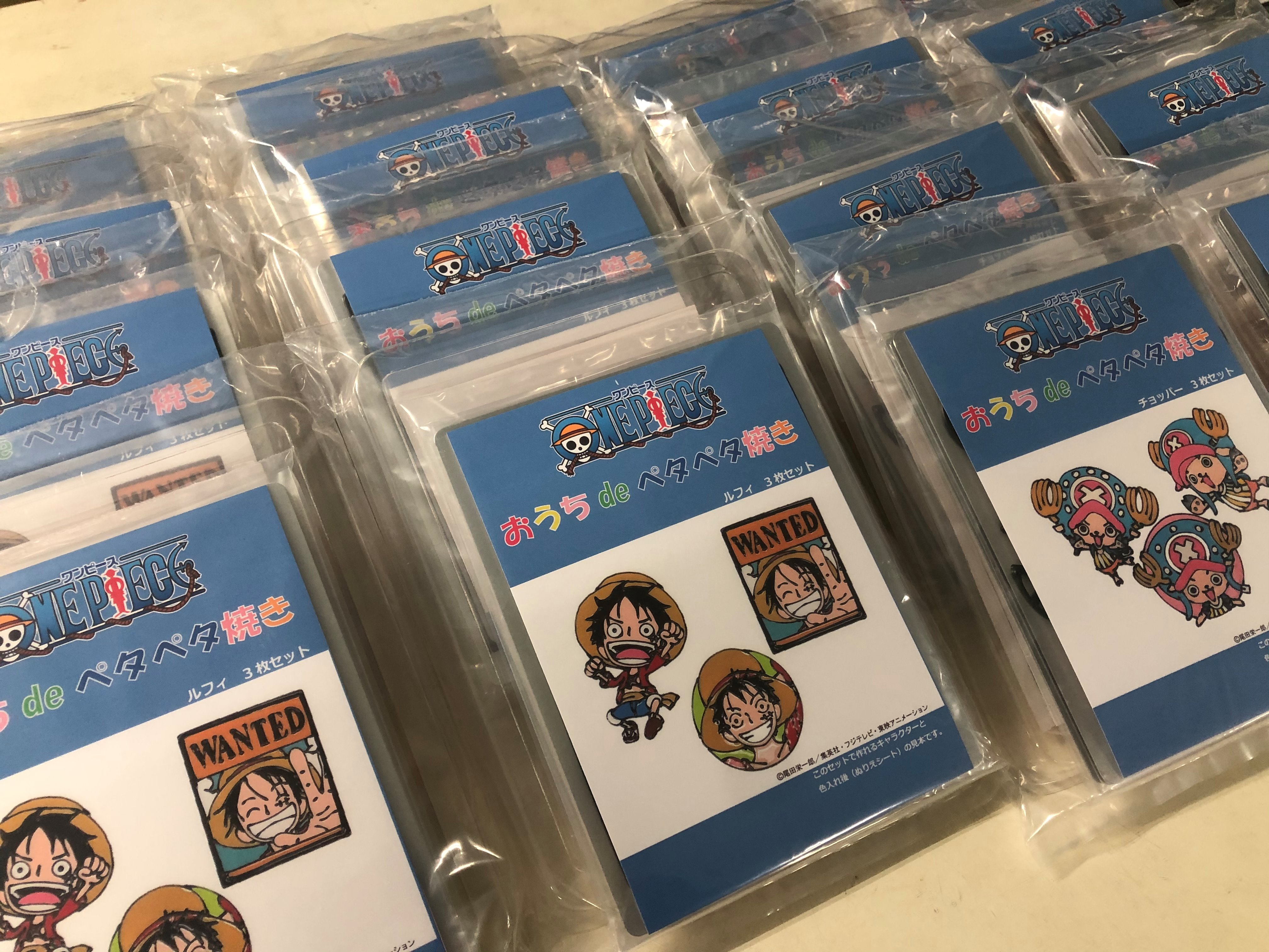 株式会社サンキ 公式 おうちdeペタペタ焼き販売中 おうちdeペタペタ焼き ワンピース 出荷待ちです Amazonにて好評発売中 T Co Lqn9ryfx93 ぺたぺたやき ペタペタ焼き ワンピース Onepiece ルフィ チョッパー モンキーdルフィ