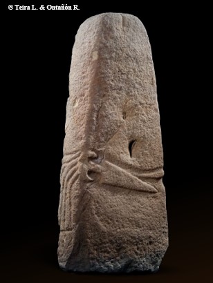 Hey! today is  #FridayPaleoart, it is not  #paleo, but is still  #RockArt ?:Site: Salcedo, Valderredible (Cantabria).Place: MUPAC (Cantabria, Spain).Piece: Statue-stele of Salcedo.Motif: Anthropomorph and dagger.Chronology: Early Bronze Age.