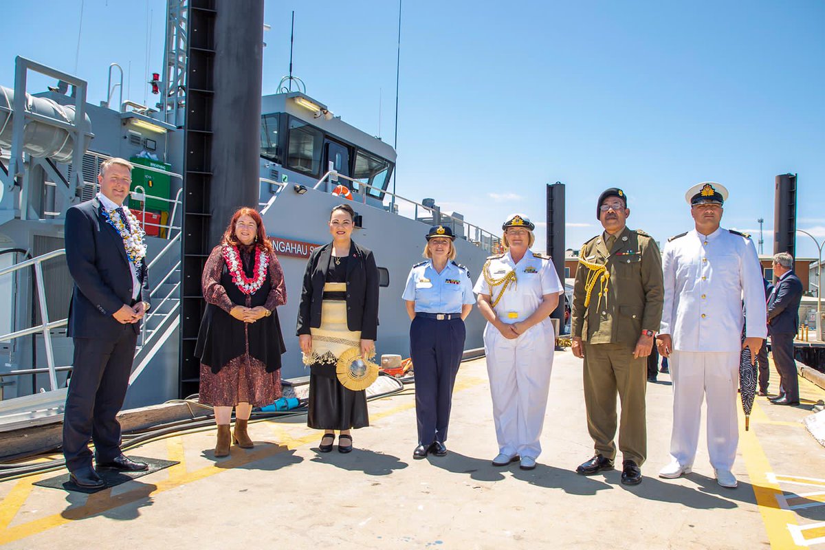 CDF_Aust's tweet photo. Tonga is the latest of our #ADFPartner nations to receive a new Guardian-class Patrol Boat under the #PacificMaritimeSecurity Program. Pleased to work together to deliver this maritime capability &amp; training through #YourADF &amp; industry partners to boost security in the region 🇹🇴🇦🇺 https://t.co/NqzRrOeJg2