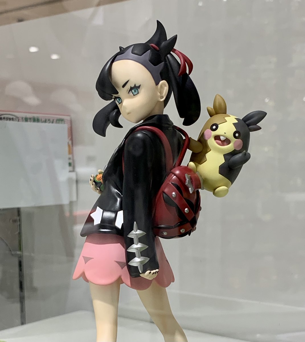 ポケモンセンターnakayama No Twitter フィギュア マリィ モルペコ メガトウキョーにサンプル展示ありました ポケモンセンター