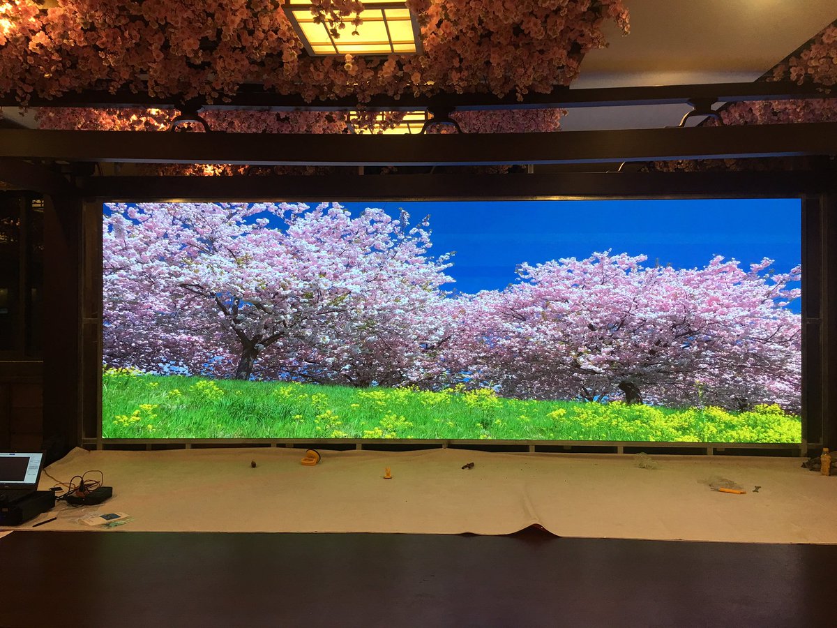 ericsun007's tweet image. P2 indoor HD LED display is finished installation by our Vietnamese customer. Perfect performance is highly praised. If u have any project, pls feel free to contact me to get best option. WhatsApp:+86 15013457628
#indoorleddisplay #HDledscreen #ledvideowall