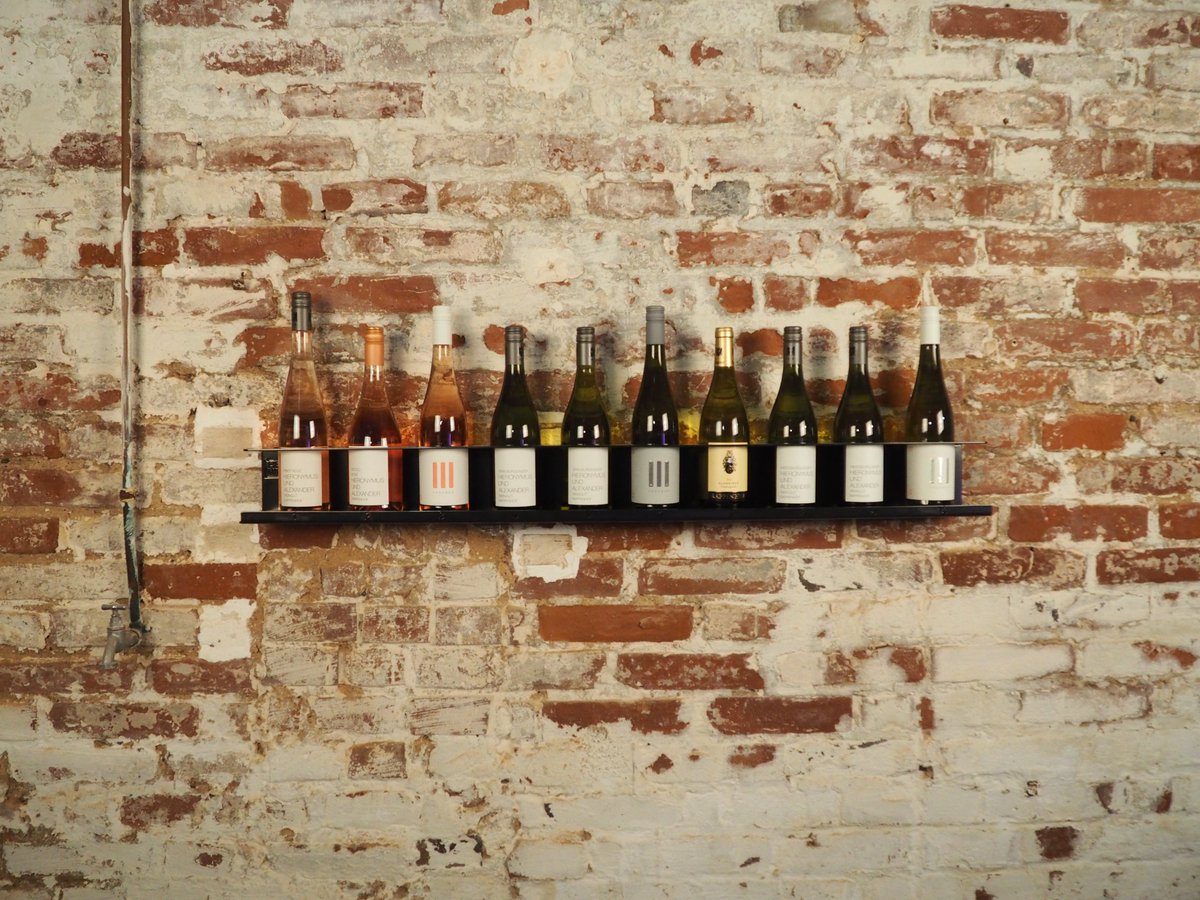 DesignHeun's tweet image. WEINBAR10 
heun-design.com

#wein #wine #weingut #weinbar #winebar @Wine_com