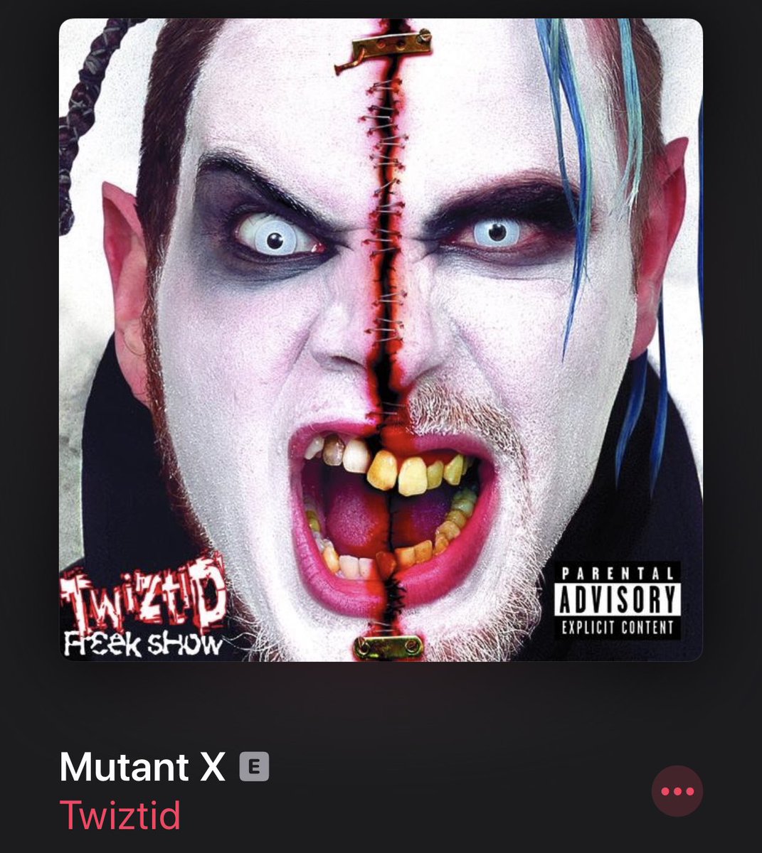 #20yearsofterror <a href="/tweetmesohard/">Twiztid</a> Starting the Halloween weekend off right!