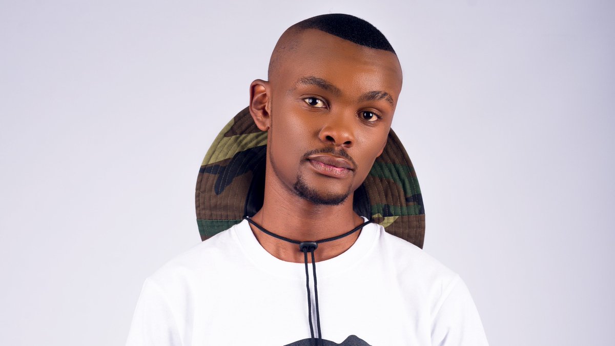 SpotifyAfrica's tweet photo. Get ready to ride the #PianoWaveProject with @semi_tee ๐ https://t.co/3B3TXe7hvt https://t.co/ZI8BgPAdYV