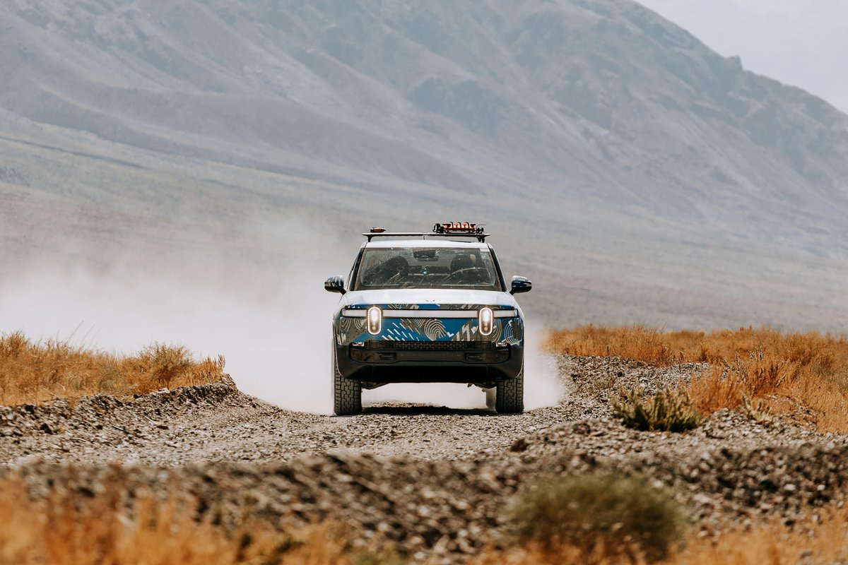 CNETCars's tweet photo. World exclusive 2021 @Rivian R1T first-drive review: This electric pickup is going to be a game-changer https://t.co/ORKdMC4MXq #Rivian #R1T https://t.co/wCPvzceLP3