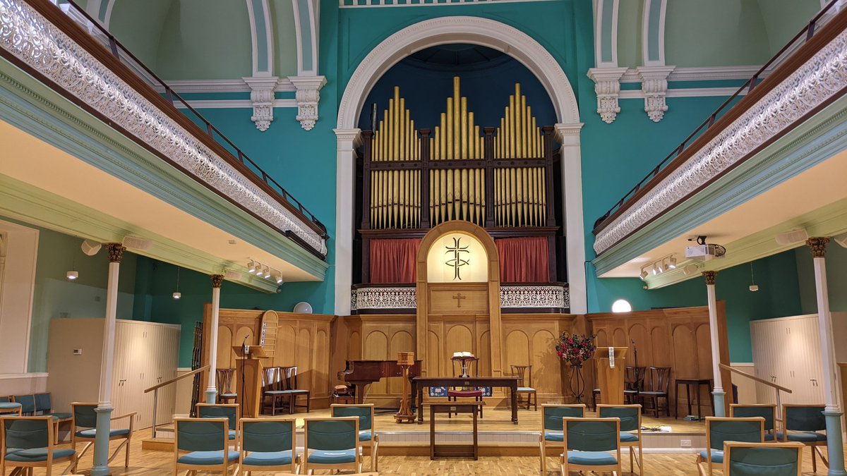 The church itself is home to an absolutely stunning paint job. The colours aren't original (we found evidence of the original beige inside the built-in cupboards and behind the organ) but they bring such beauty and life to the space.