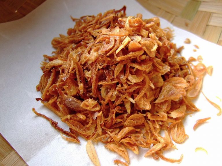 redscorner_'s tweet photo. PETUA BUAT BAWANG GORENG LEBIH CRISPY DAN TAHAN LAMA

Kami kongsikan beberapa petua dan cara untuk buat bawang goreng lebih crispy dan tahan lama.

THREAD 📌 https://t.co/03r6XYgbSc