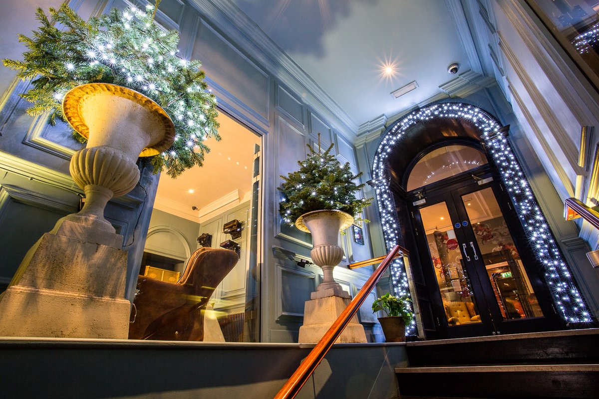 🎄🎄HO HO HO!! Making plans for Christmas? 🎅🤶
Afternoon teas with Santa, holly jolly cocktails with friends in the garden, festive platters and fizz or a sleepover in one of our dreamy bedrooms -  we're bringing merry times to Oddfellows.. ow.ly/zIZS50C6Tgk